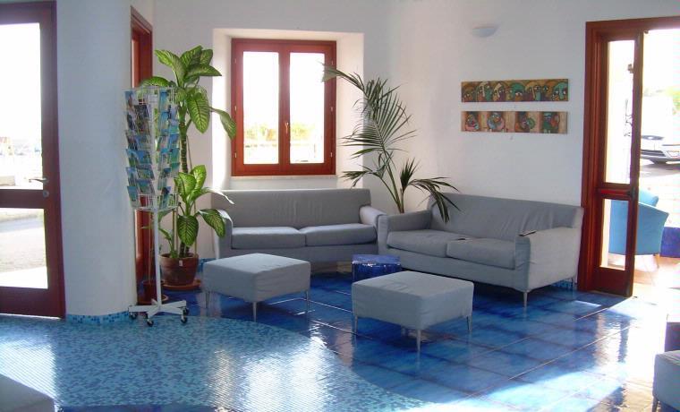 Bue Marino Hotel & Roof Lounge كالا غونوني المظهر الخارجي الصورة