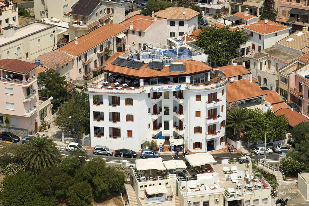 Bue Marino Hotel & Roof Lounge كالا غونوني المظهر الخارجي الصورة