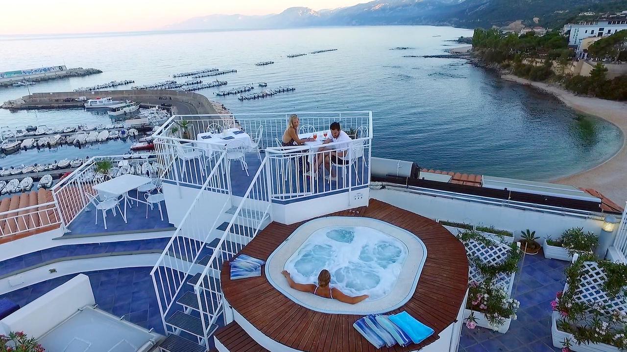 Bue Marino Hotel & Roof Lounge كالا غونوني المظهر الخارجي الصورة